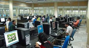 கைவிடப்பட்ட 12 மணி நேர வேலை திட்டம்.. எதிர்ப்புக்கு பணிந்த கர்நாடக அரசு !